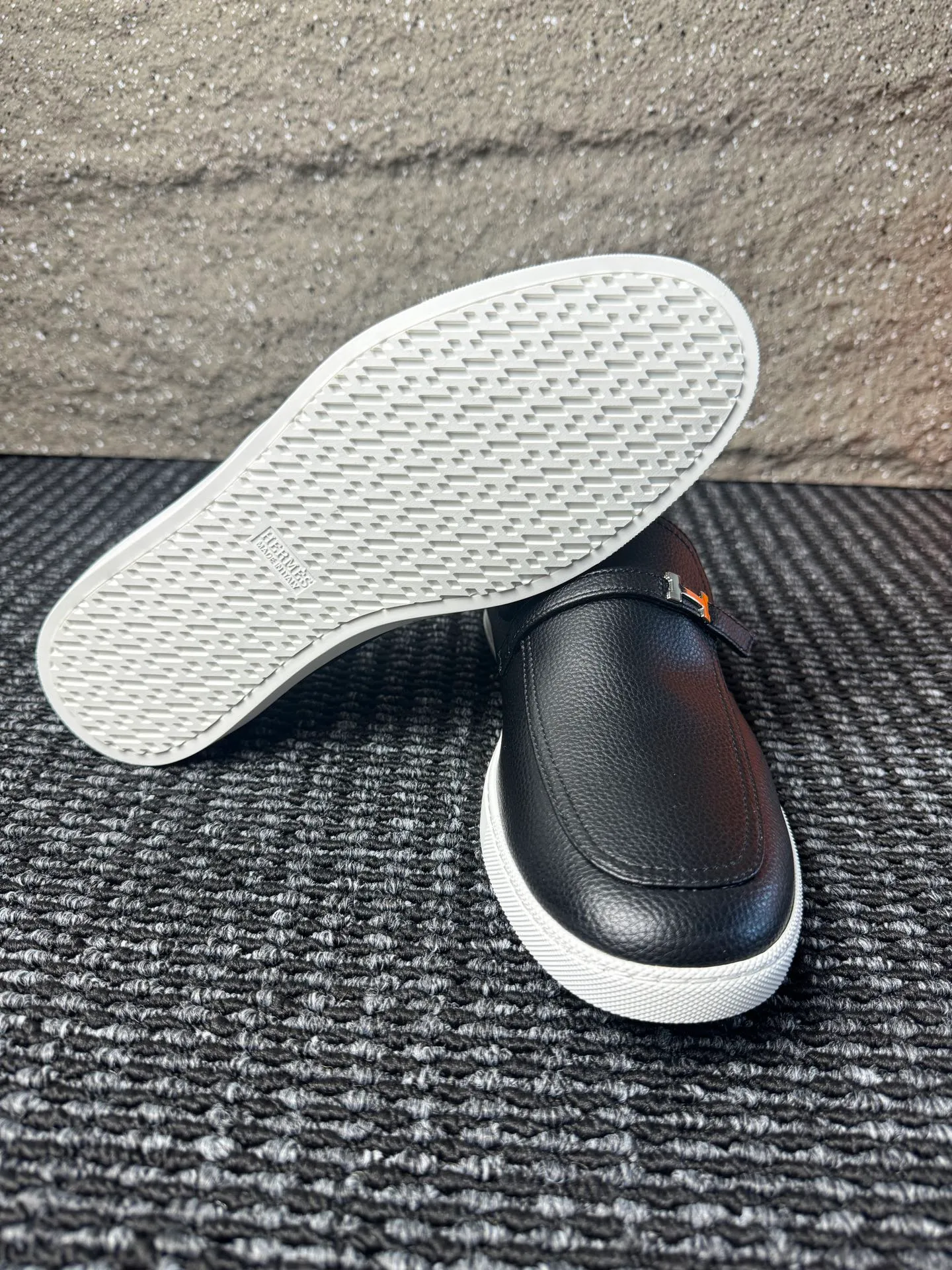 Men's men's shoes 💰440 [New style] 🪷🪷[HERMES] Hermès - High-end quality, the same style as the official website - Upper: 🔝 Nappa calfskin, with iconic H metal - Lining: water-dyed cowhide - Outsole: ultra-light TPU molded outsole - Ultra-high quality control·Fine workmanship: highlighted (high-end·luxury·grade) -Size: 38-44 (45 can be customized)·